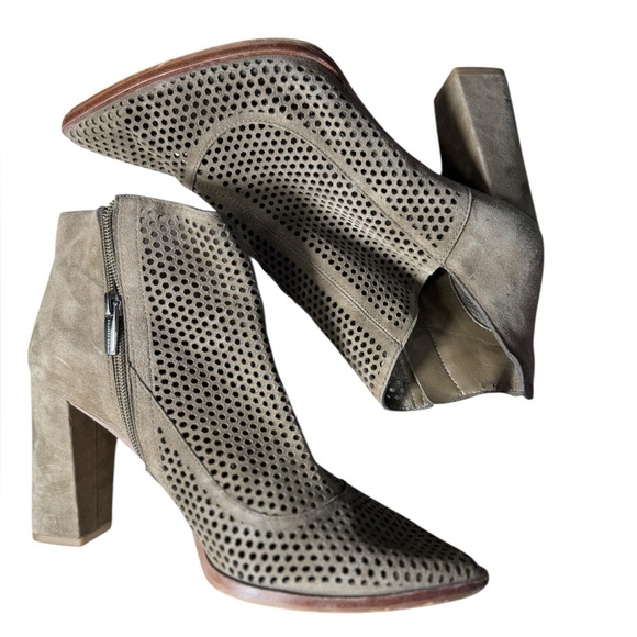 Vince Camuto | Levesna perforated booties pewter grey women size 9 - Picture 5 of 12